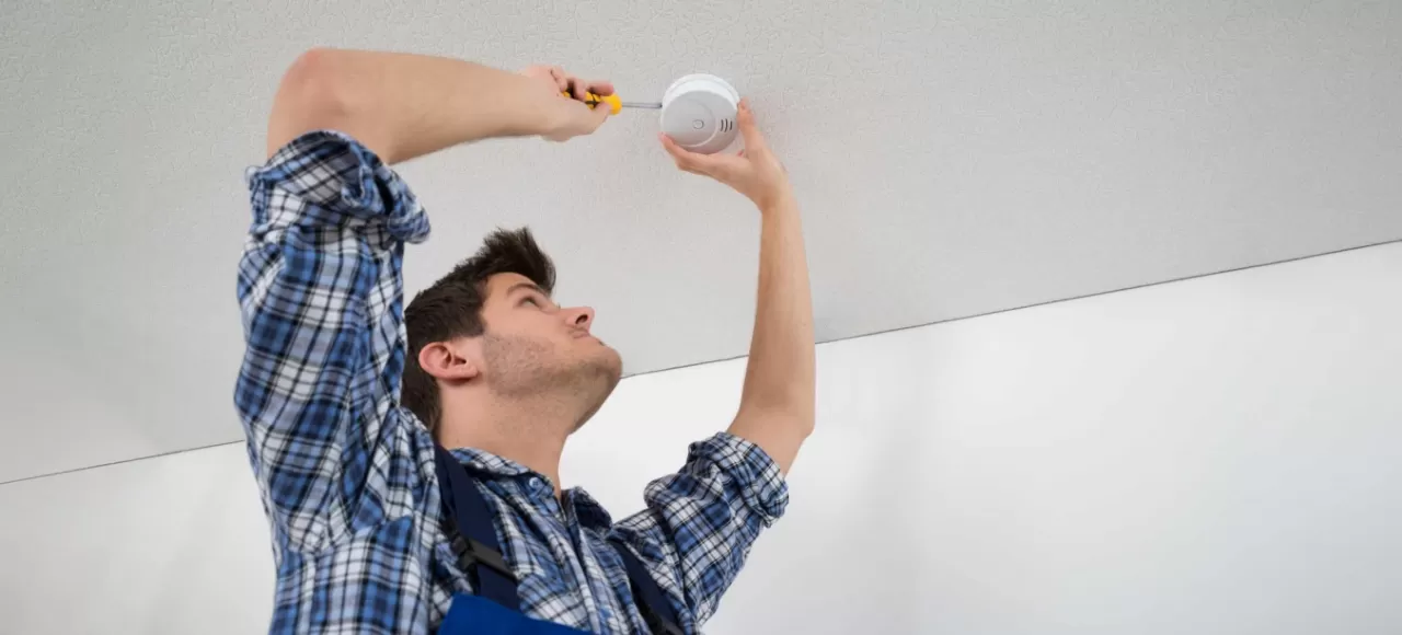 How to Change the Battery in Your Smoke Detector…